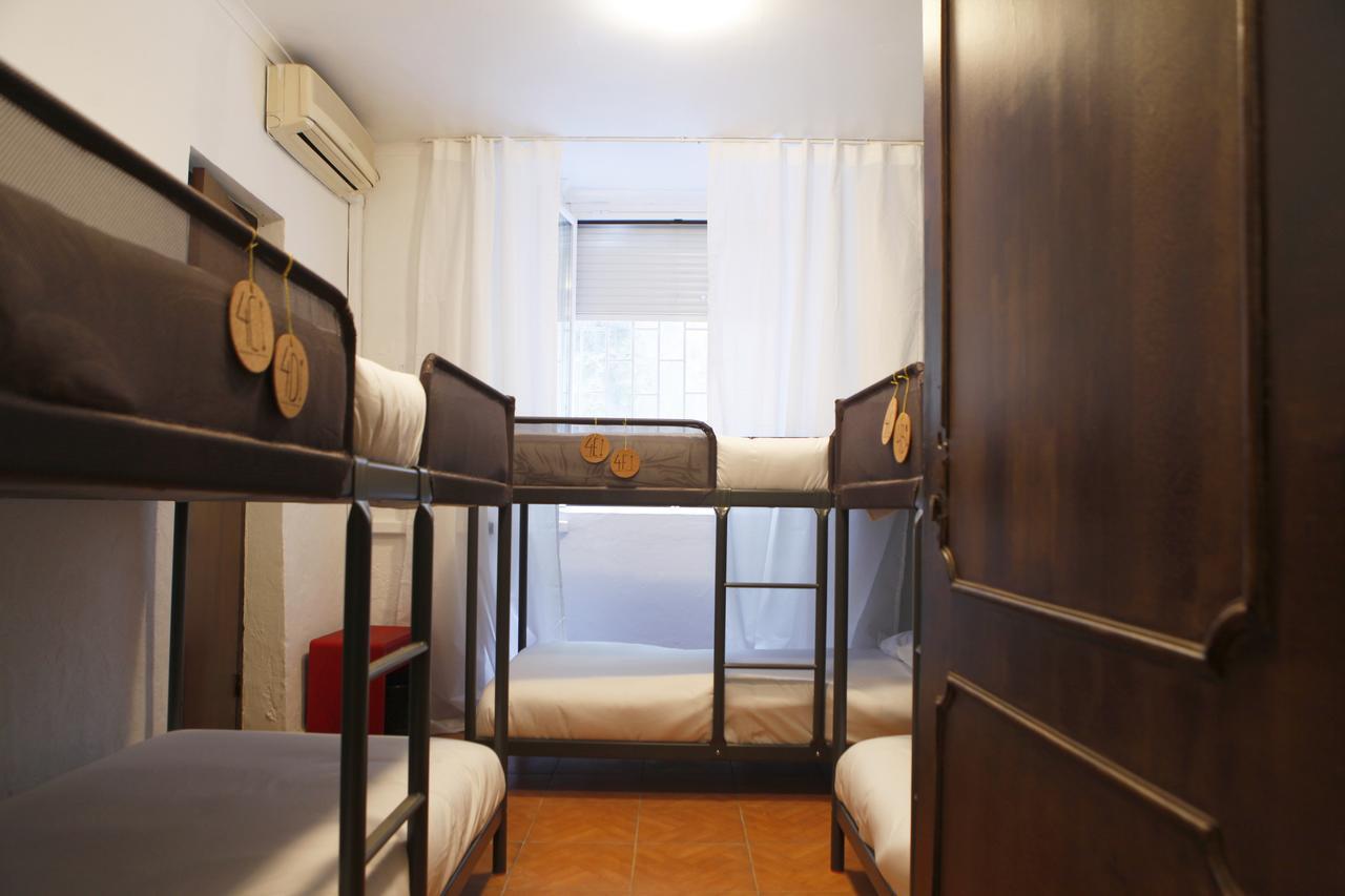 Hostel Avenida Lissabon Buitenkant foto