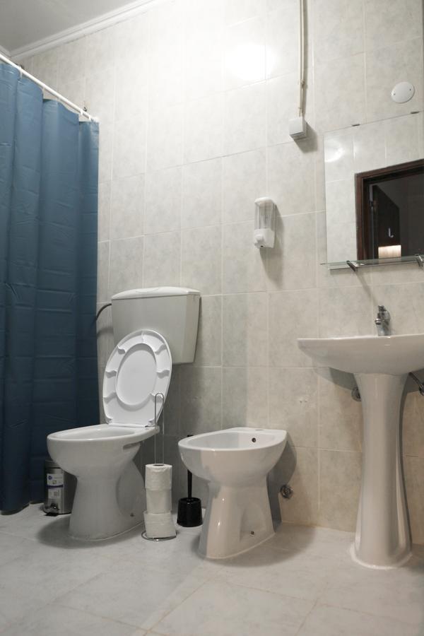 Hostel Avenida Lissabon Buitenkant foto